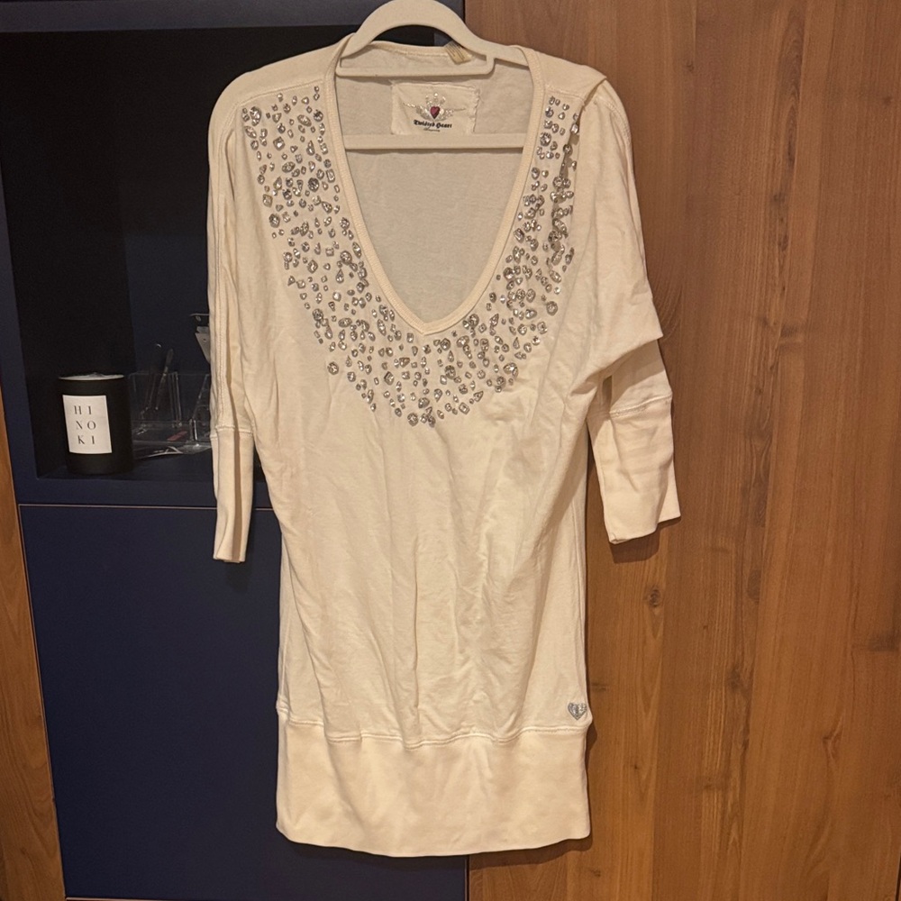 Twisted Heart Cream Tunic with Silver Accents